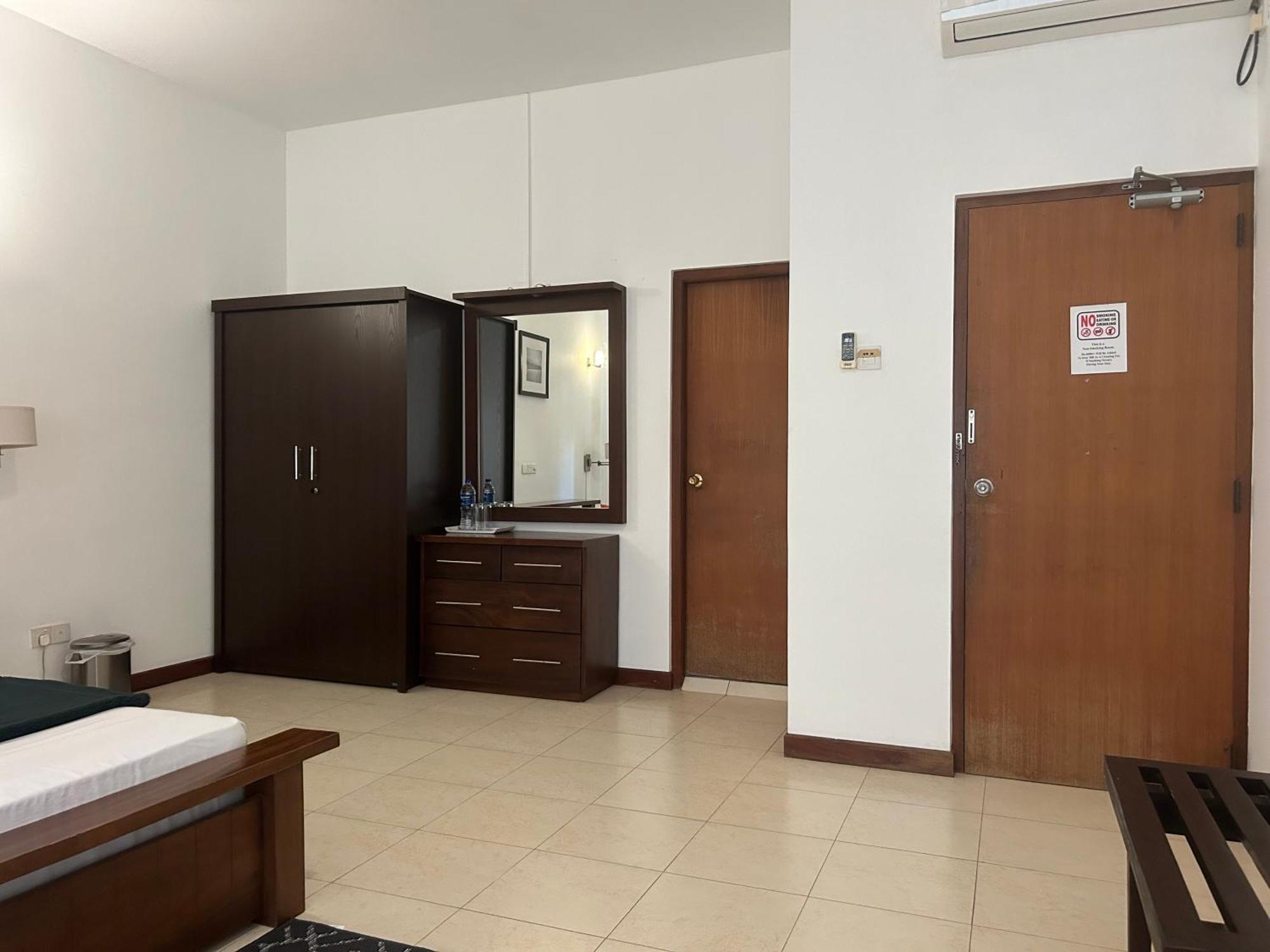 Occazia Residence Коломбо Экстерьер фото